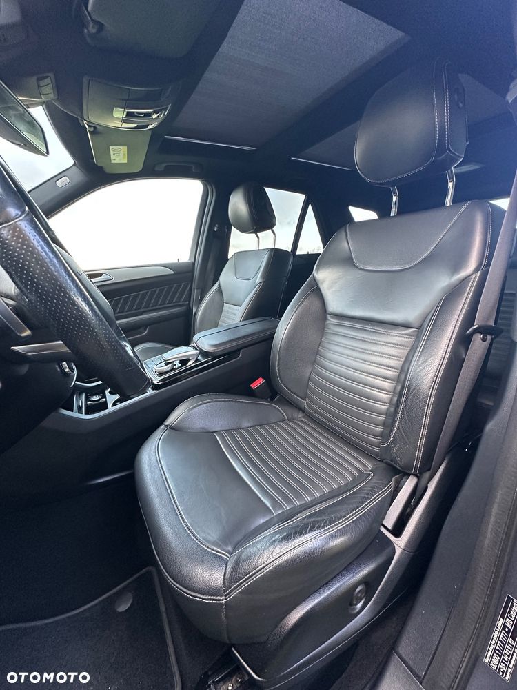 Mercedes-Benz GLE - 11