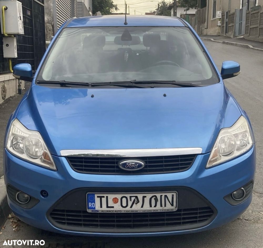 Ford Focus 1.6i Trend - 1