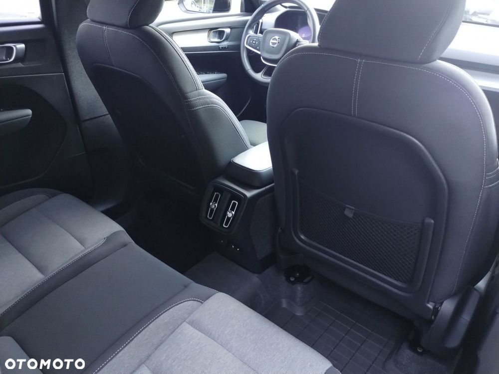 Volvo XC 40 - 29
