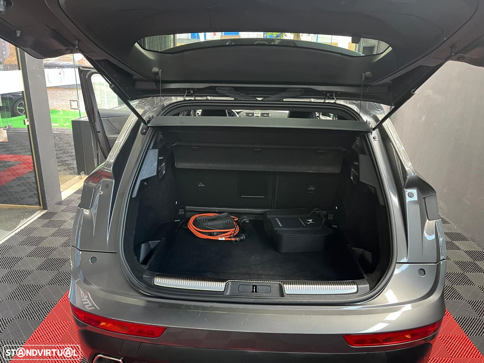 DS DS7 Crossback E-Tense Performance Line EAT8 - 15