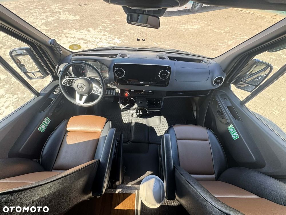 Mercedes-Benz Sprinter 519 - 10