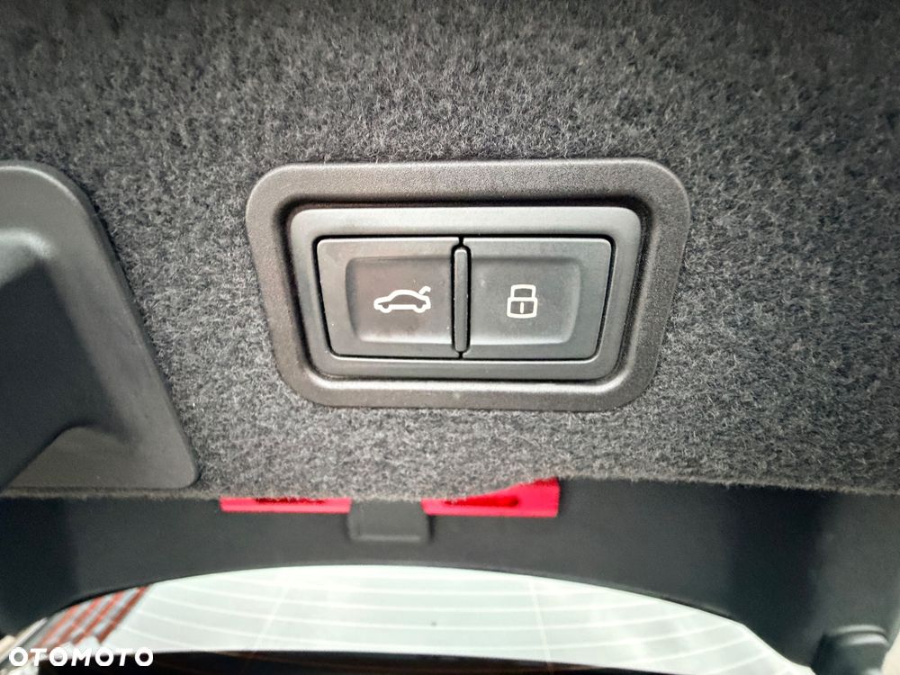 Audi A8 3.0 TDI L Quattro - 26