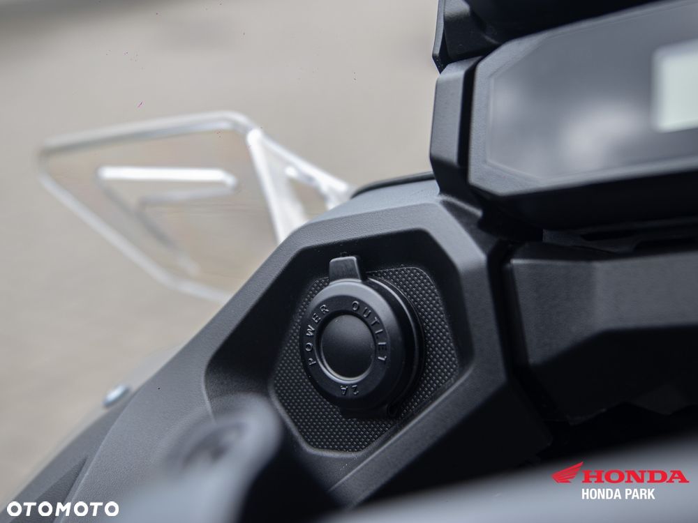 Honda NT - 24