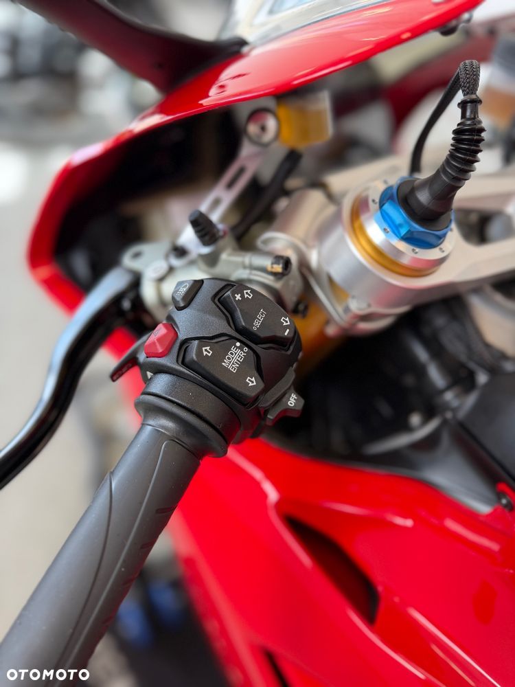 Ducati Panigale V4S - 34
