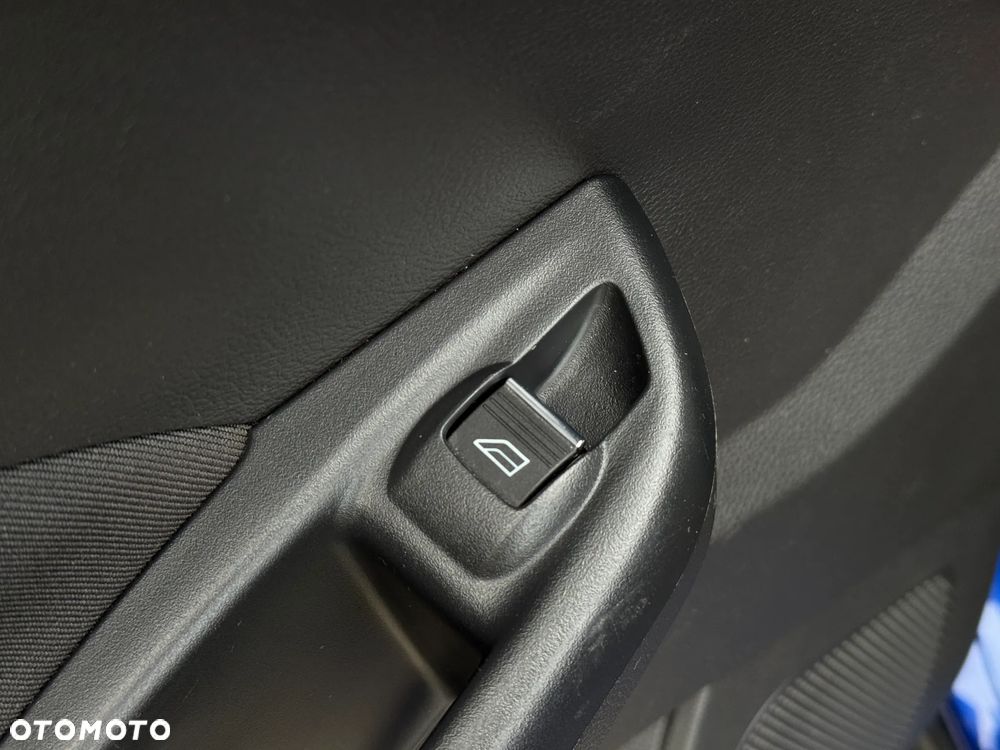 Ford Focus 1.0 EcoBoost Edition - 35