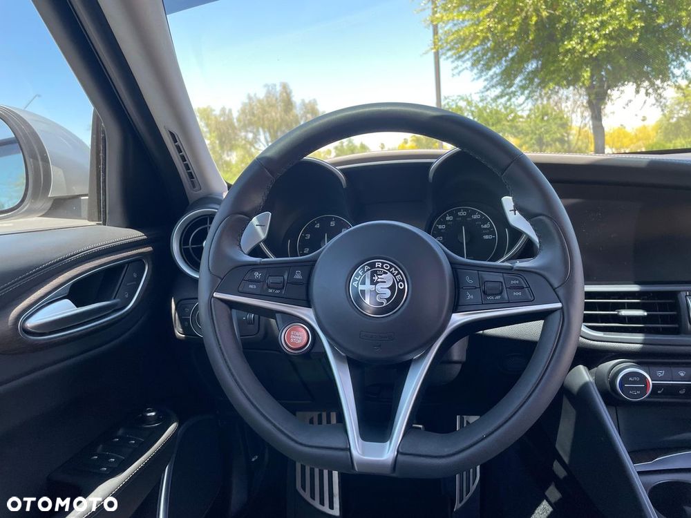 Alfa Romeo Giulia 2.0 Turbo Veloce Q4 - 21