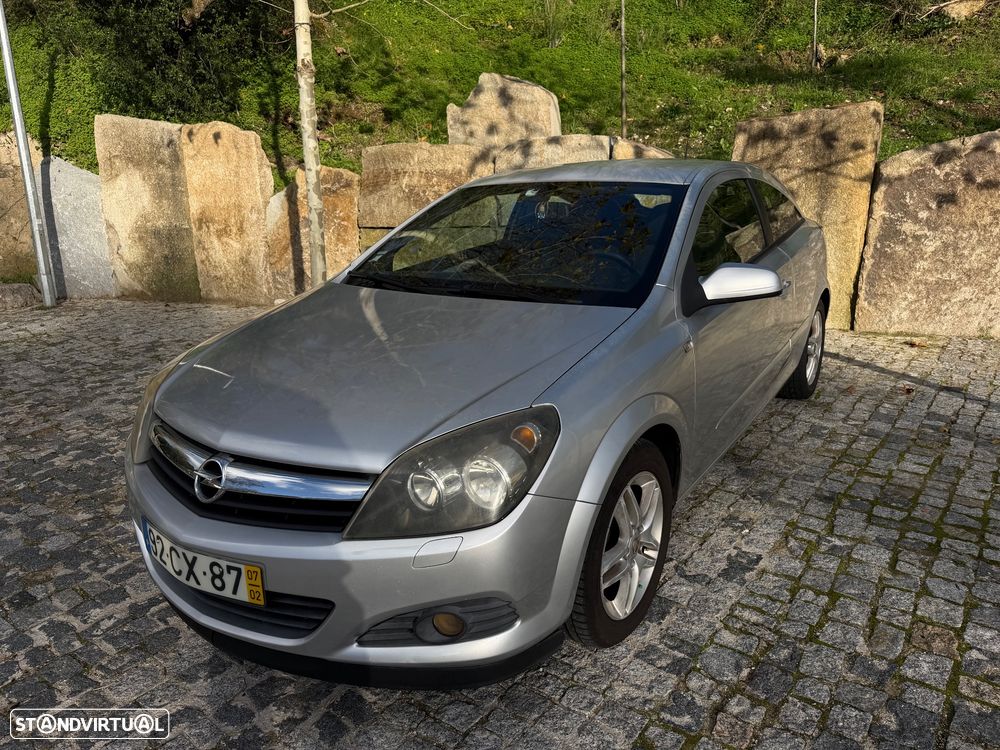 Opel Astra GTC 1.3 CDTI - 2