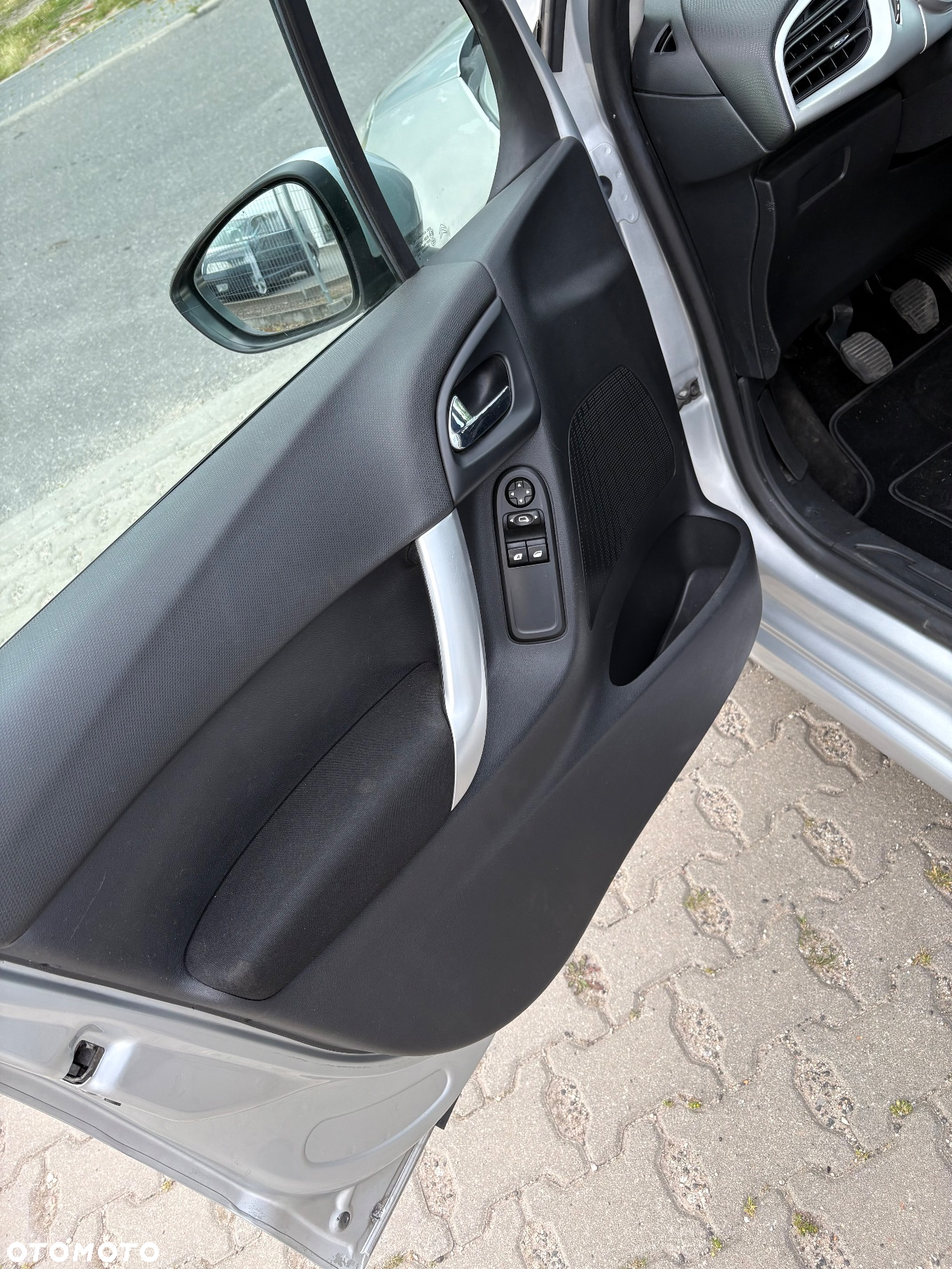 Citroën C3 1.6 HDi Impress Luxe - 7