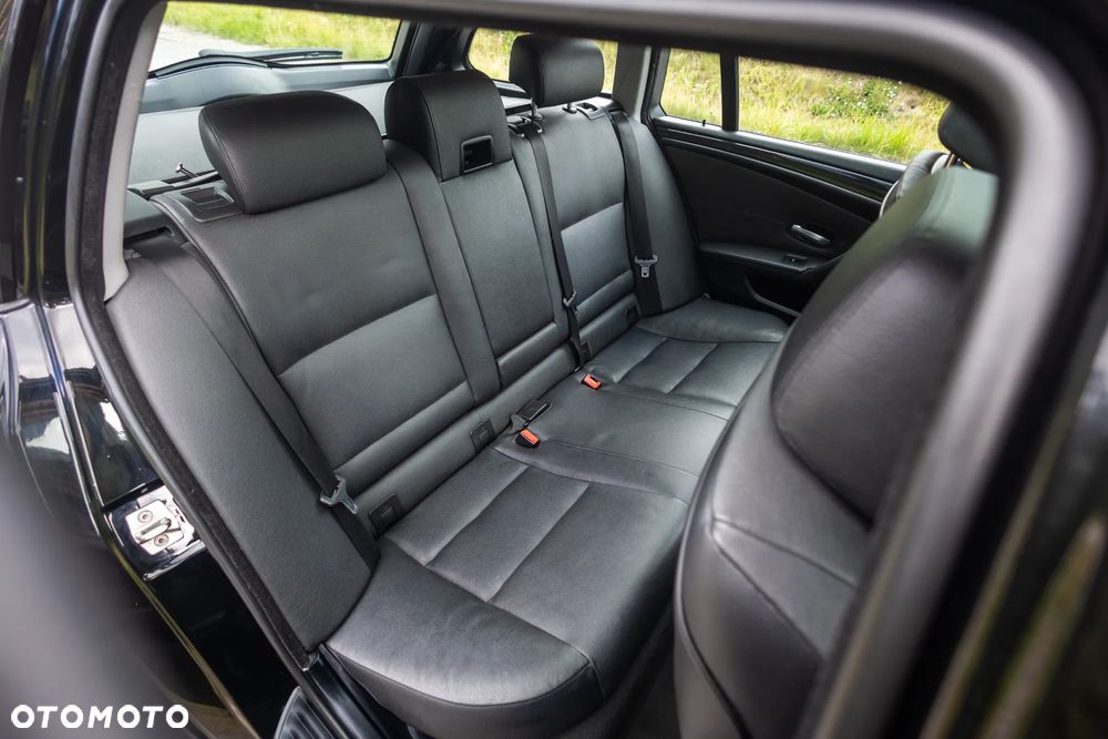 BMW Seria 5 520d Edition Exclusive - 6