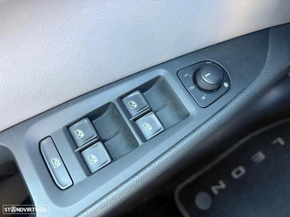 SEAT Leon X-Perience 1.6 TDi S/S - 35