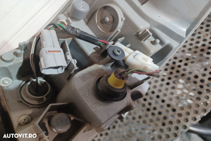 Lampa / Tripla stop stanga pe aripa 1.5B 22020024 22020035 Subaru Imp - 4