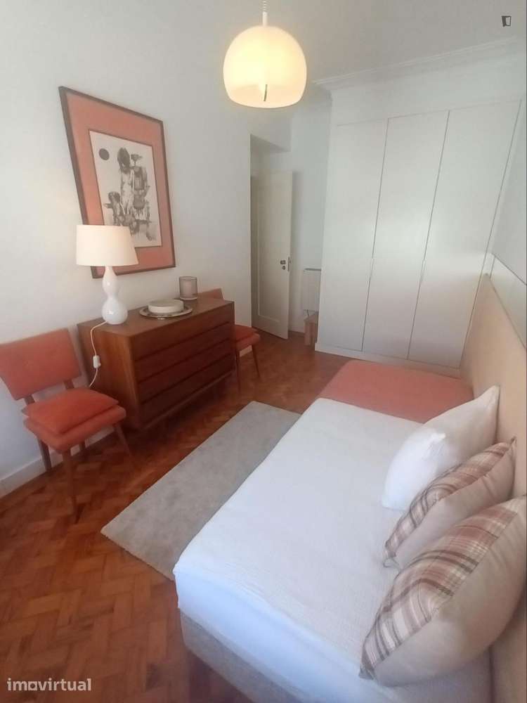 Quarto - localizado em Princípe Real Lisbon - Grande imagem: 2/4