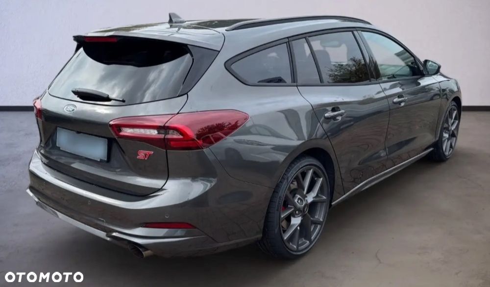 Ford Focus 2.3 EcoBoost ST X - 4
