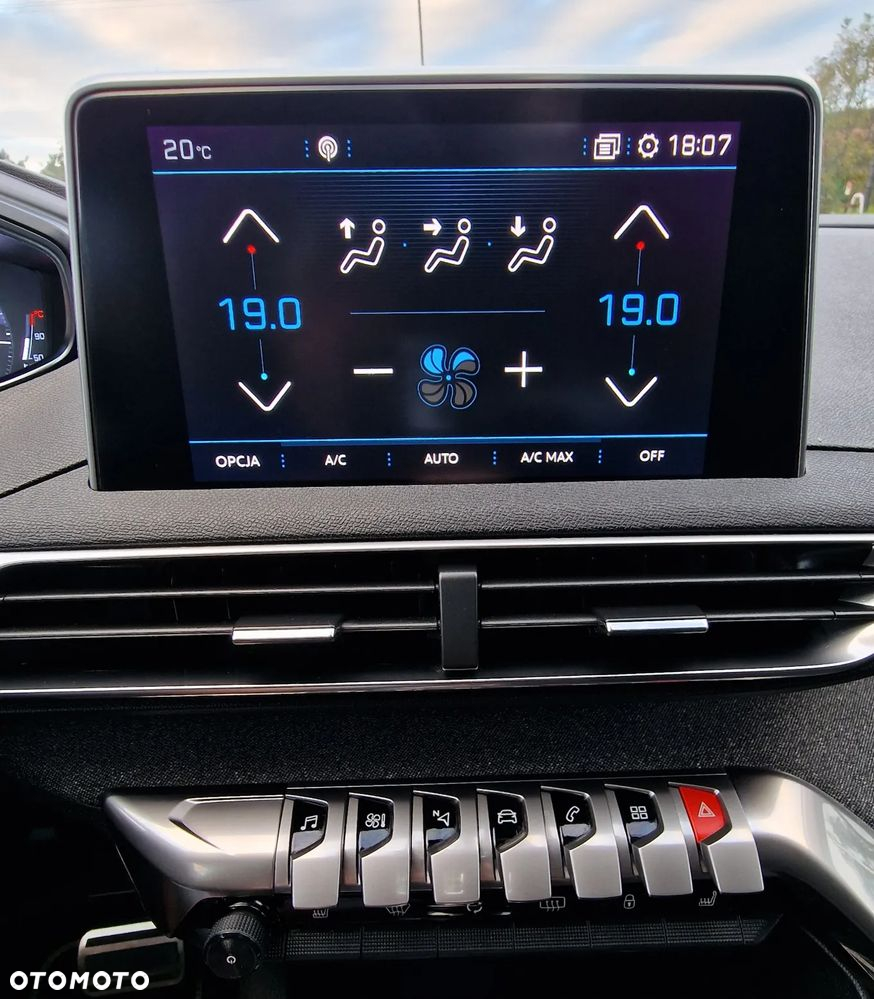Peugeot 5008 1.6 PureTech Allure S&S EAT8 - 30