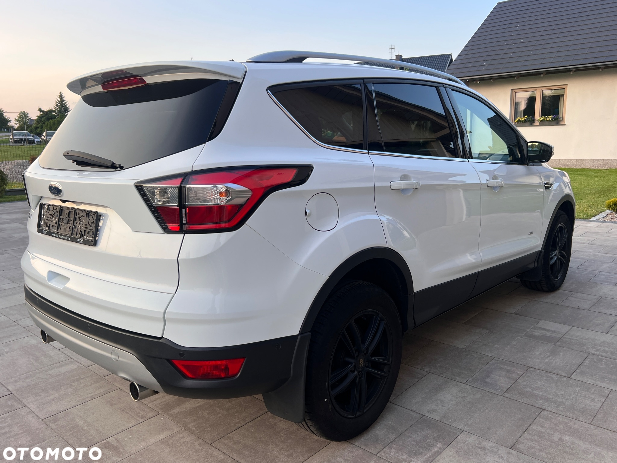 Ford Kuga 2.0 TDCi 4x4 Cool & Connect - 32