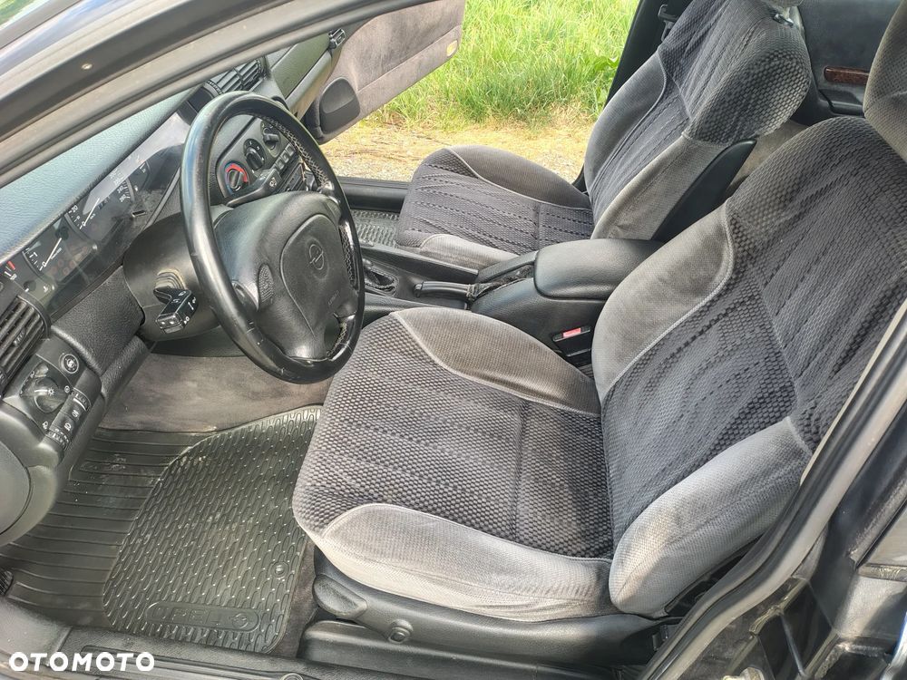 Opel Omega - 5