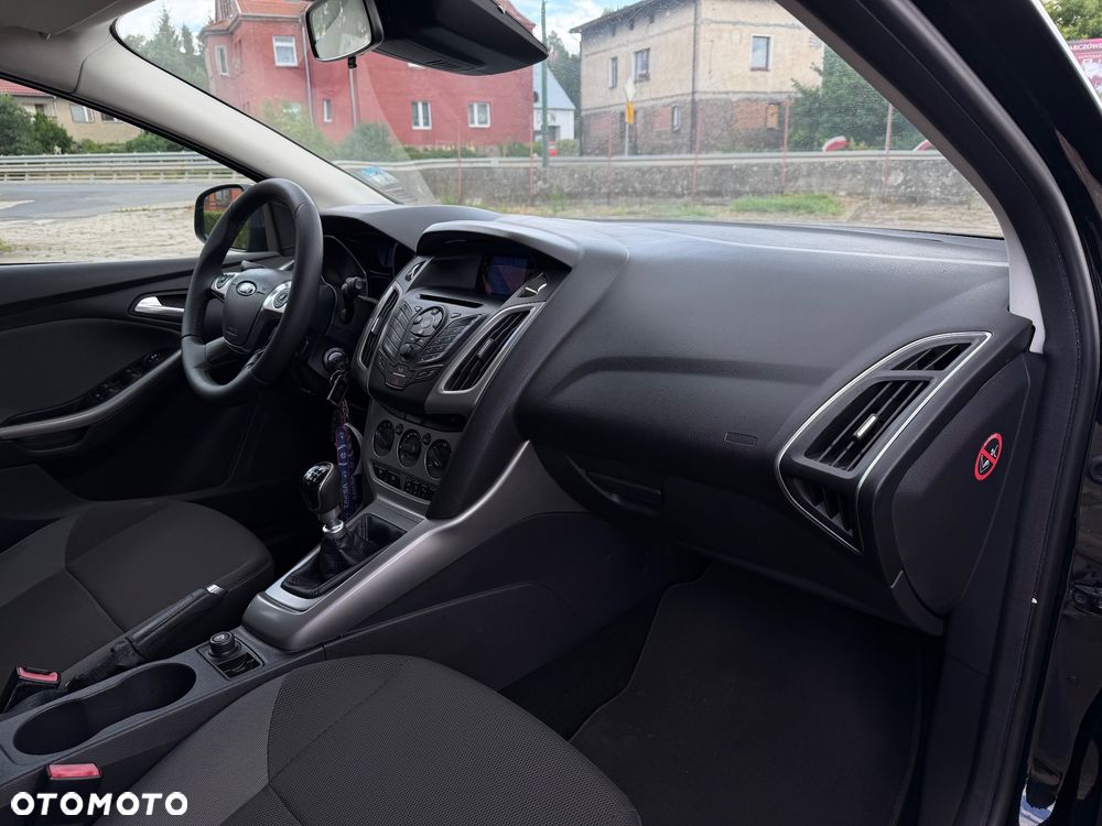 Ford Focus 1.6 TDCi Edition - 8