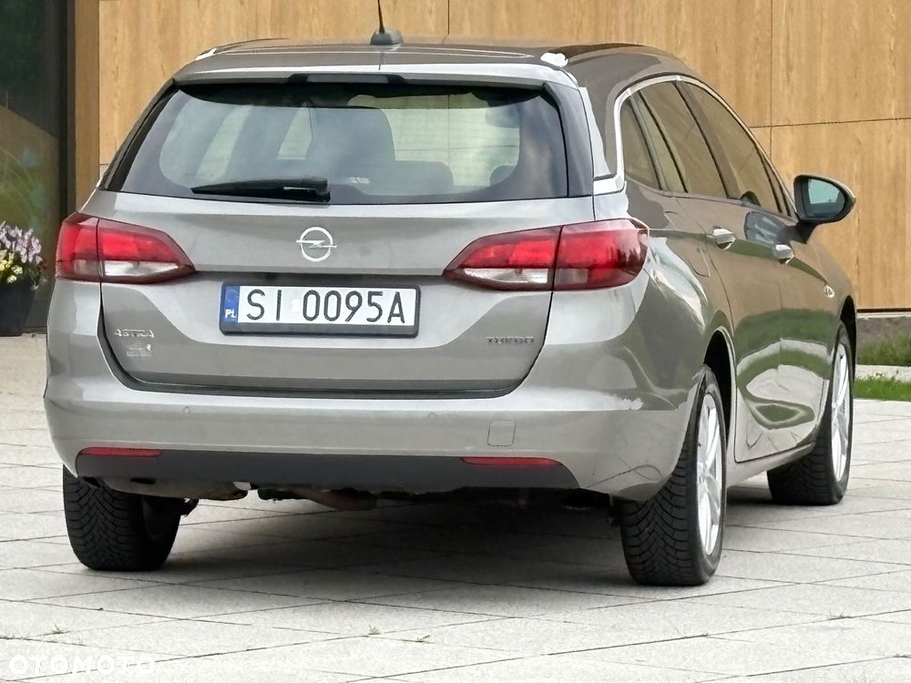 Opel Astra - 4
