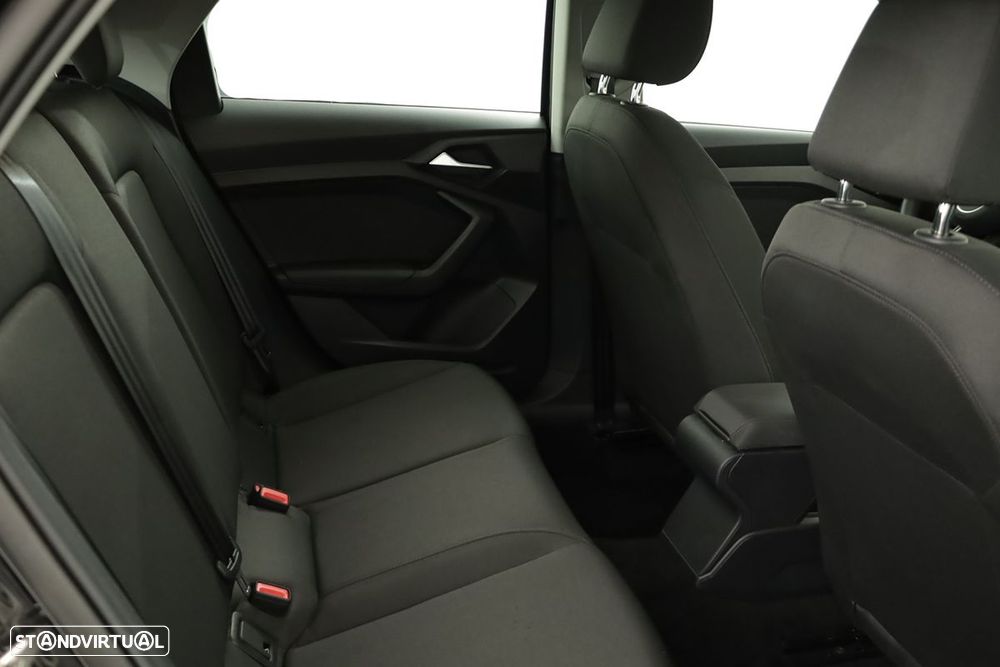 Audi A1 Sportback 30 TFSI Advanced S tronic - 21