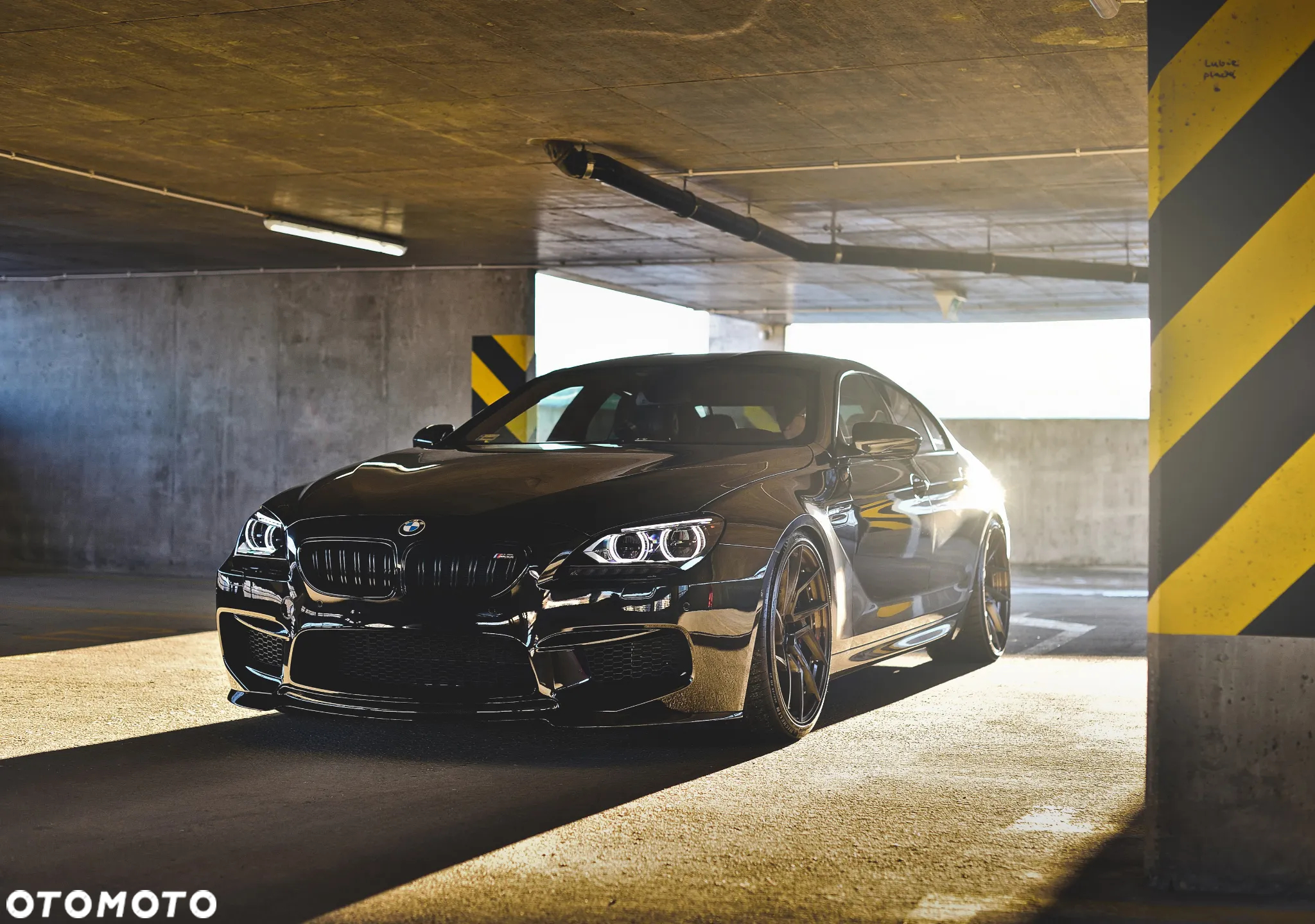 BMW M6 Standard - 25