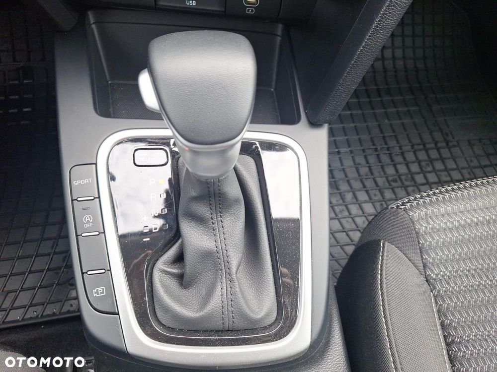 Kia Ceed 1.5 T-GDI M DCT - 15