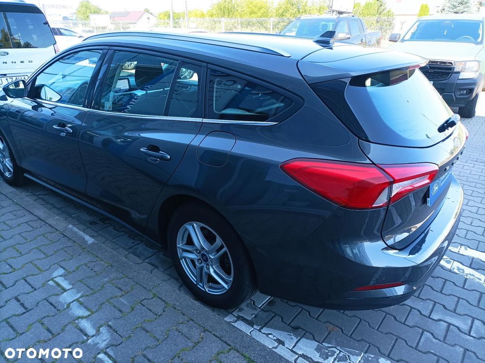 Ford Focus 1.0 EcoBoost mHEV Titanium - 5