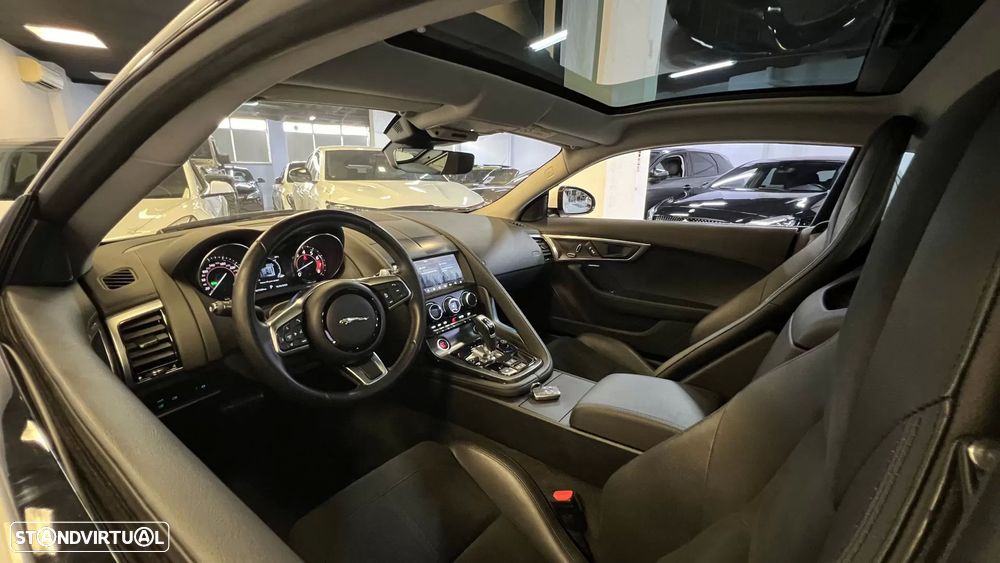 Jaguar F-Type P300 Aut. R-Dynamic Black - 5