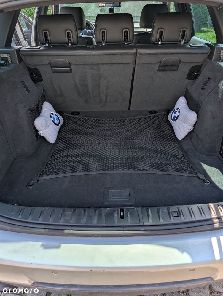BMW Seria 3 325d - 12