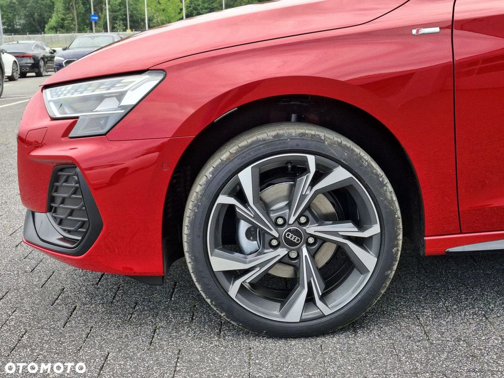 Audi A3 Sportback - 4