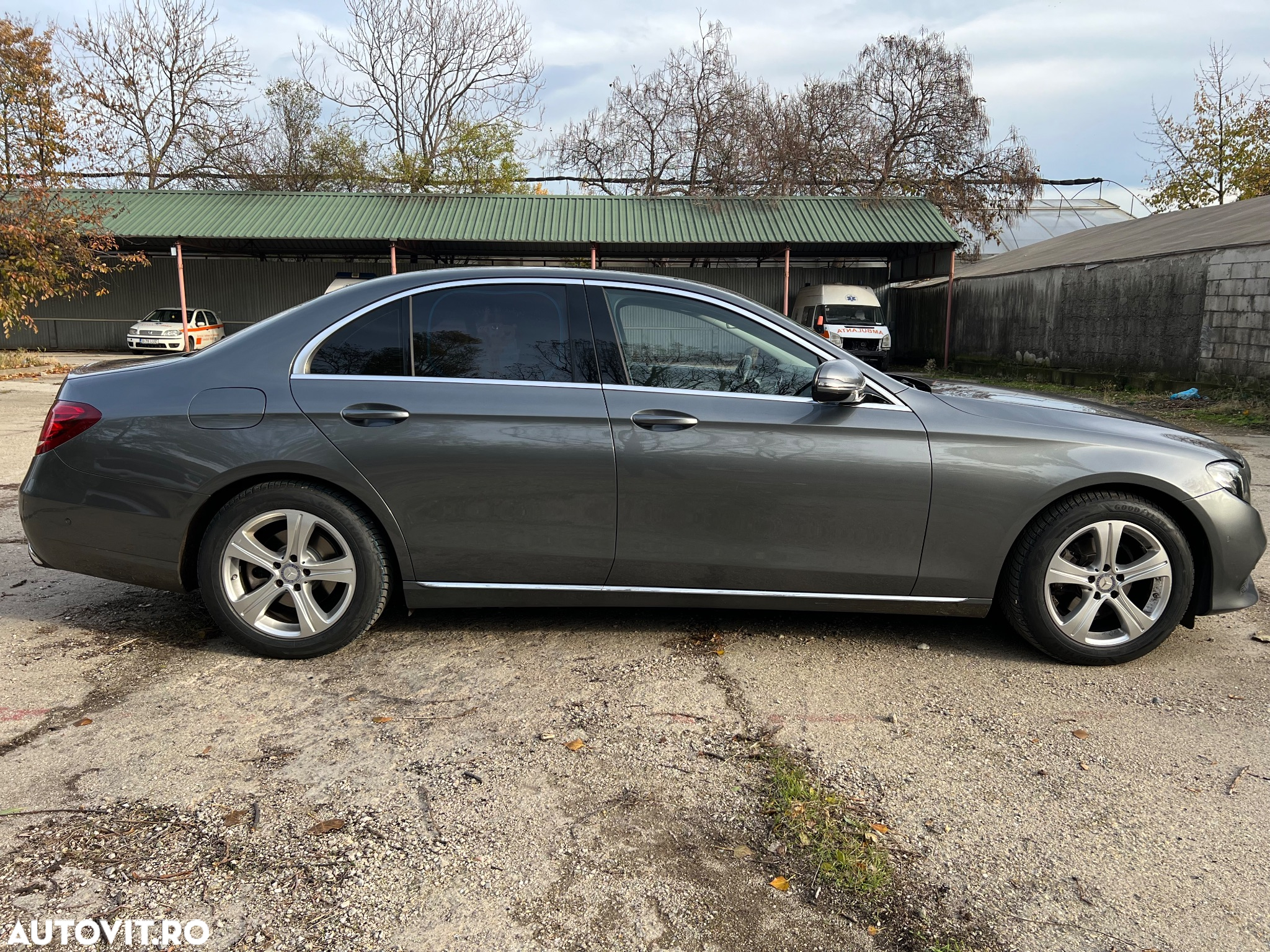 Mercedes-Benz E 220 d 9G-TRONIC Avantgarde - 6