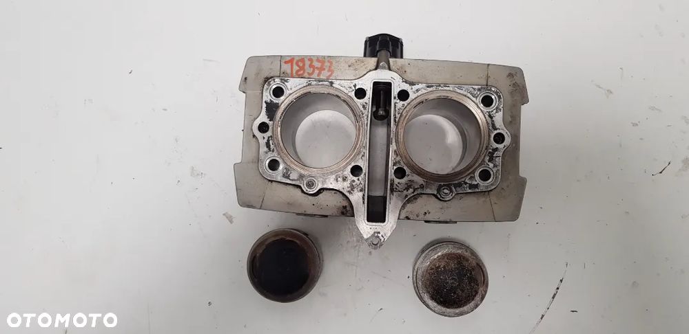 Suzuki GS 500 Cylinder - 4