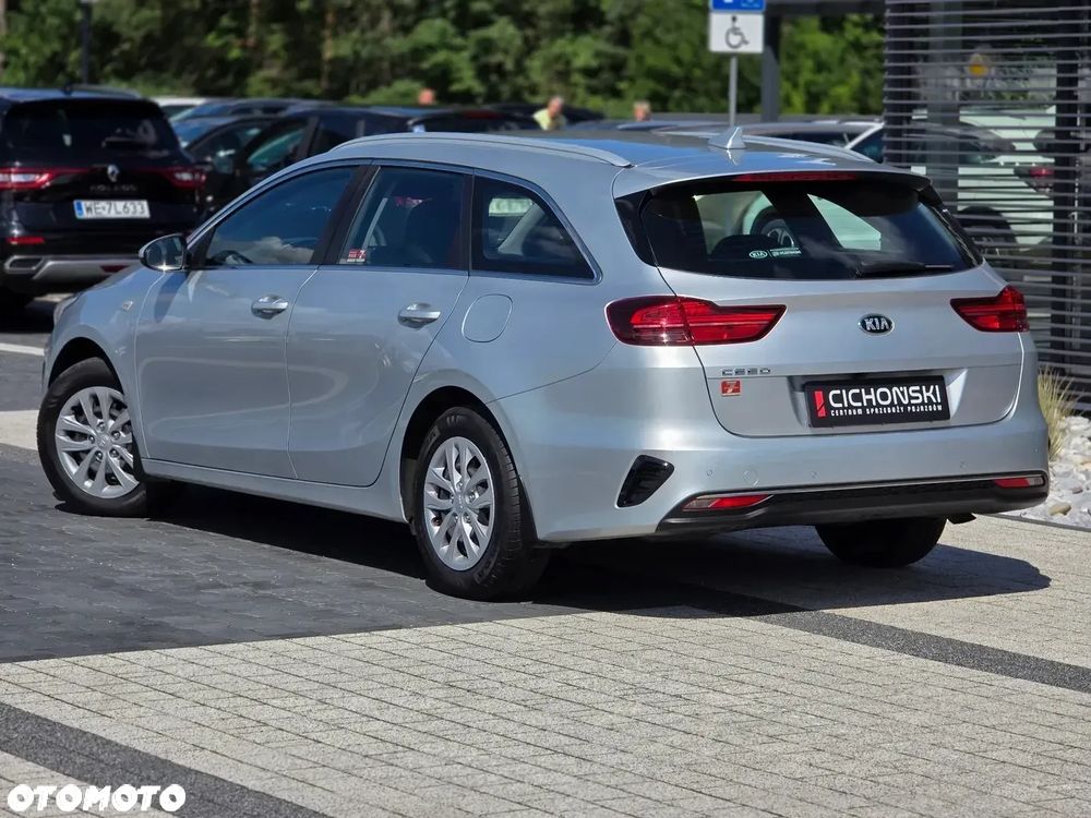 Kia Ceed 1.6 CRDi SCR L - 12