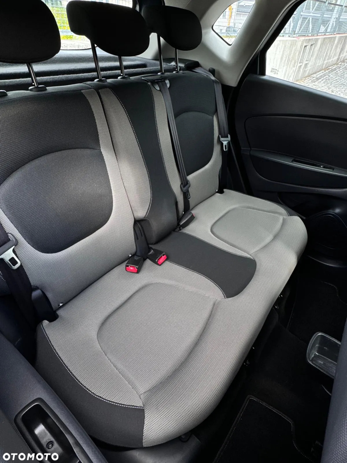 Renault Captur ENERGY TCe 90 Start&Stop Luxe - 35