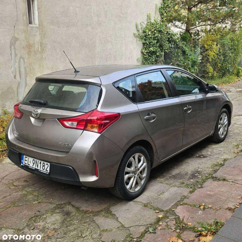 Toyota Auris 1.33 VVT-i Life - 3