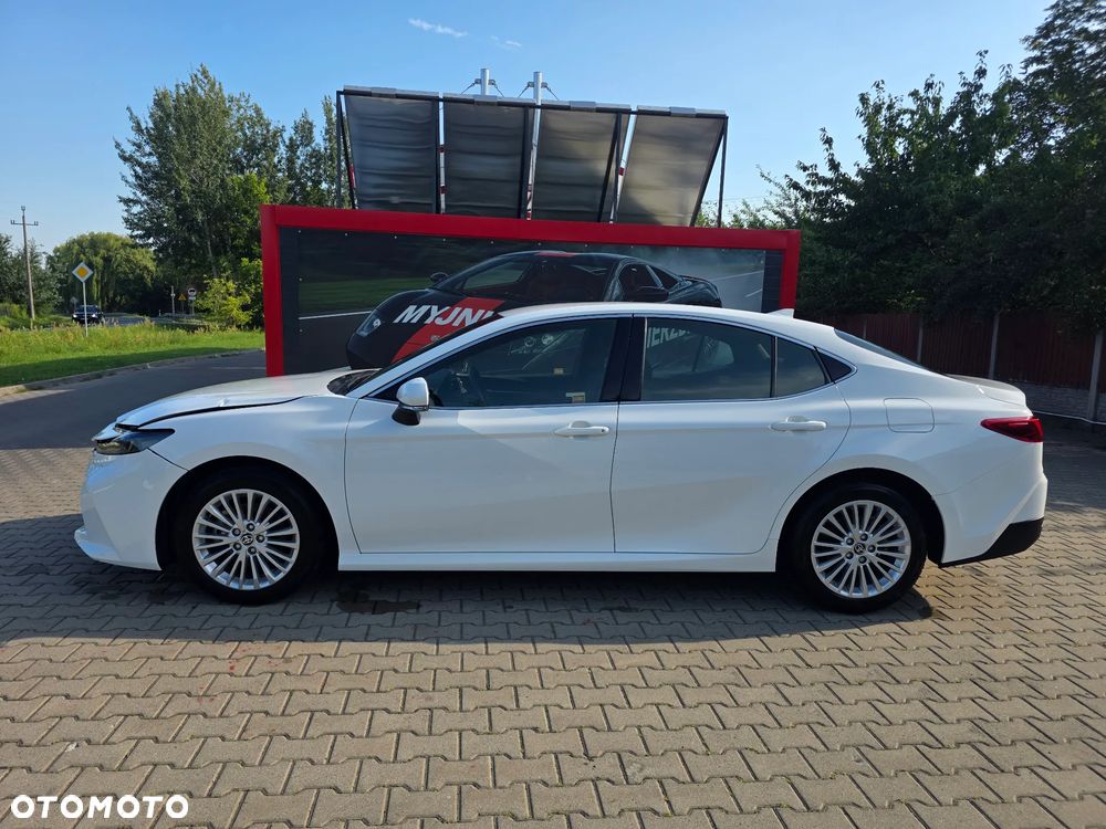 Toyota Camry 2.5 Hybrid Dynamic Force Comfort e-CVT - 10