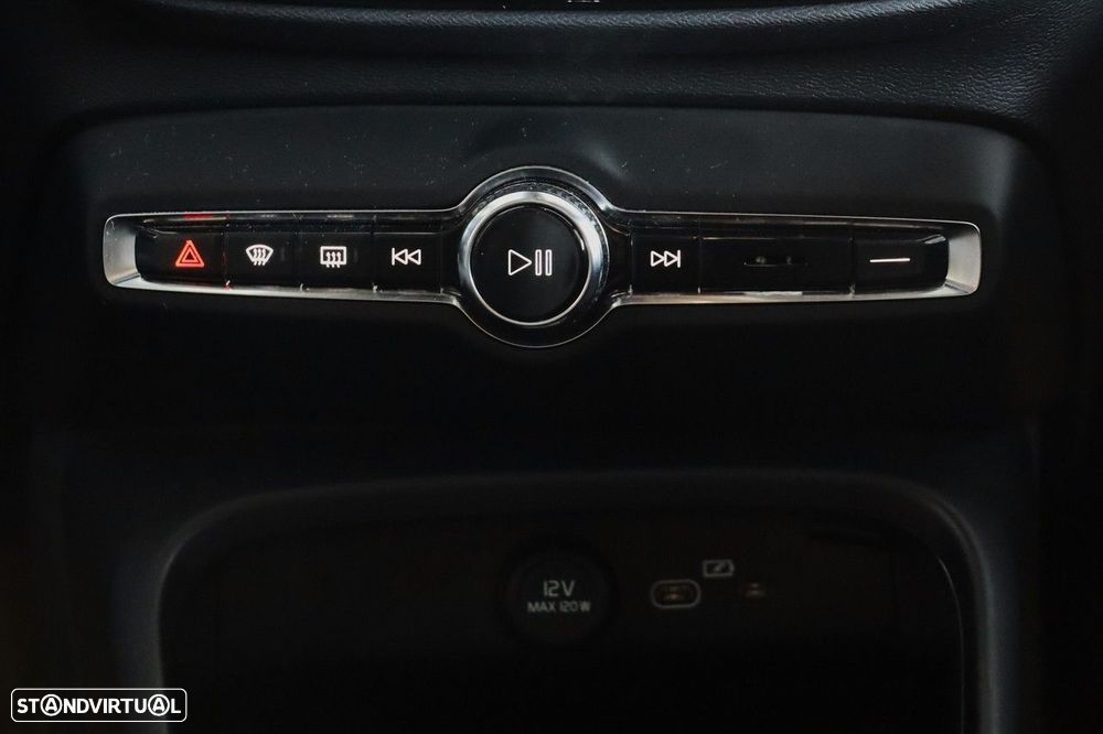 Volvo XC 40 Recharge Ultimate - 24