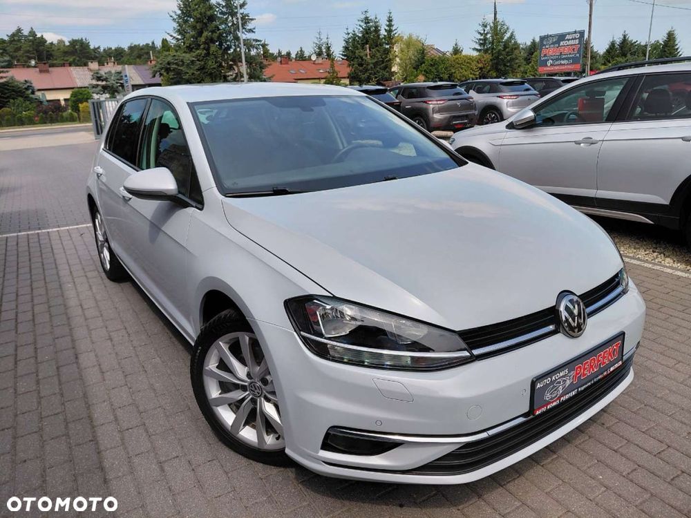 Volkswagen Golf - 4