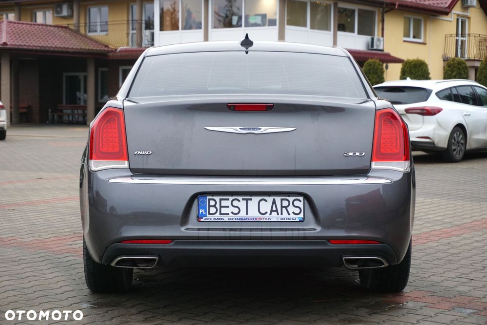Chrysler 300 - 6