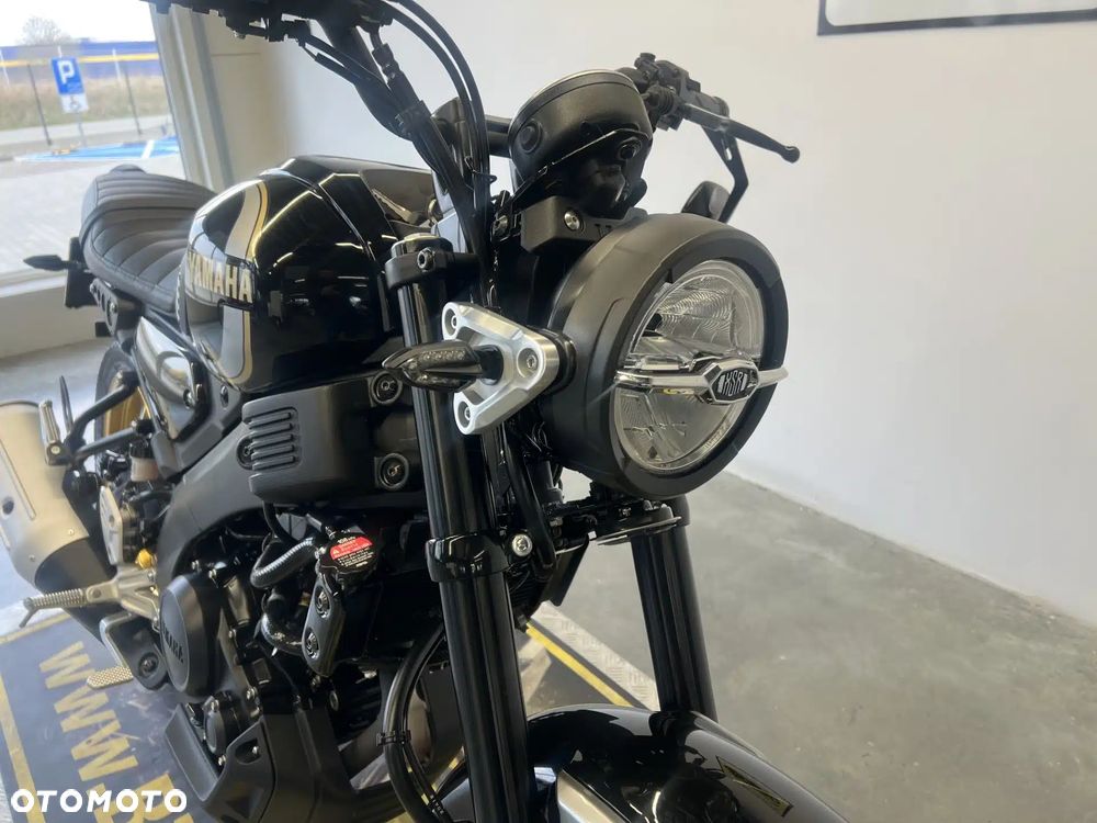 Yamaha XSR - 19