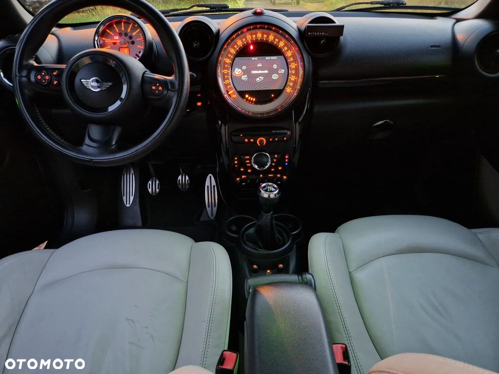 MINI Paceman - 23