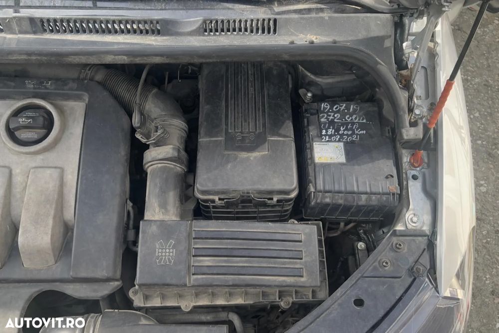 Volkswagen Golf Plus 1.9 TDI Comfortline - 11