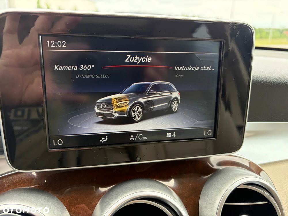 Mercedes-Benz GLC 300 4Matic 9G-TRONIC AMG Line - 16