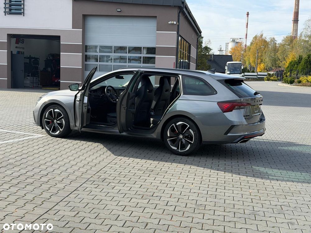 Skoda Octavia 2023 photo 3