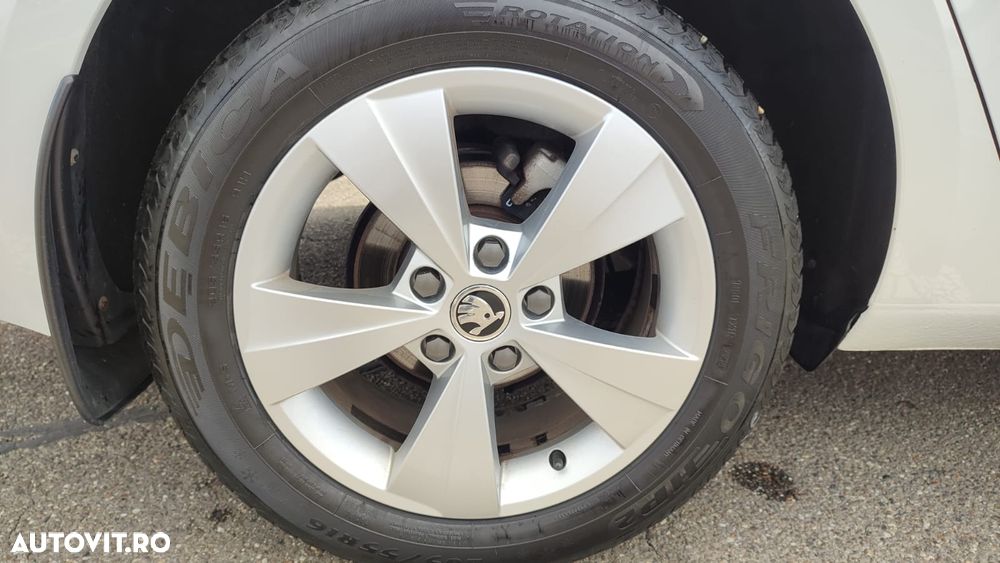 Skoda Octavia 1.0 TSI Ambition - 11