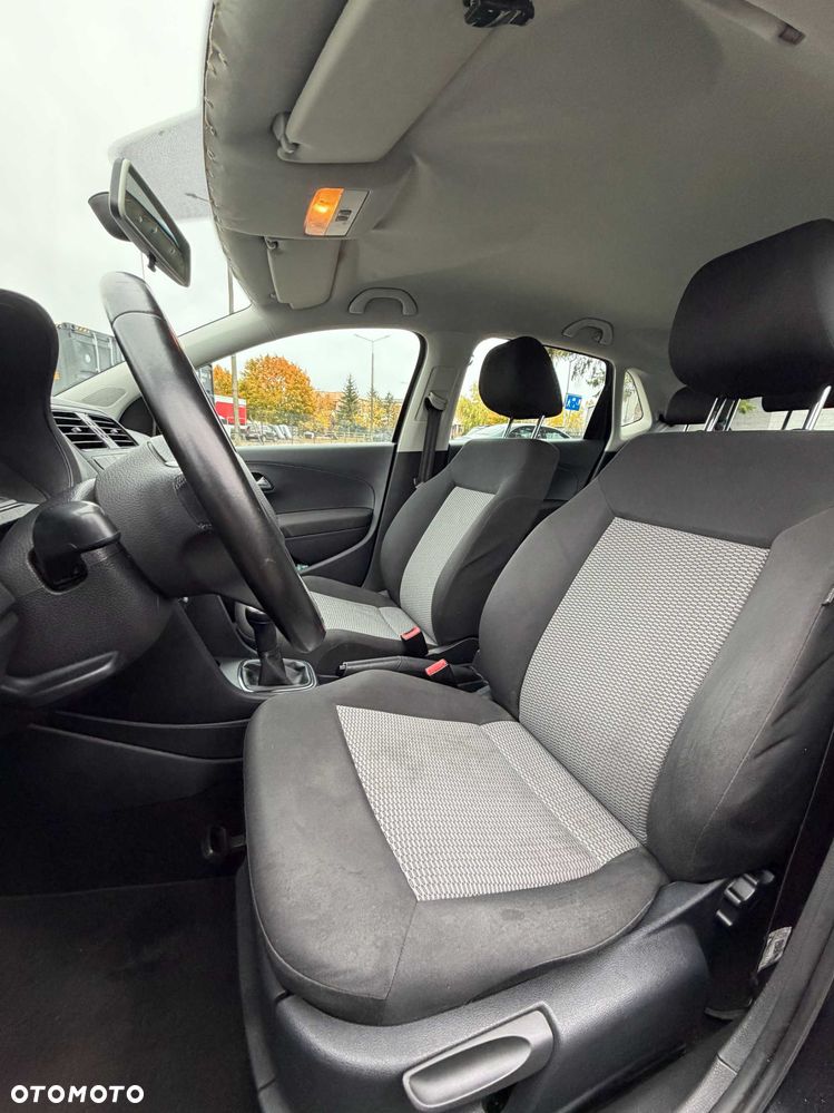 Volkswagen Polo - 13
