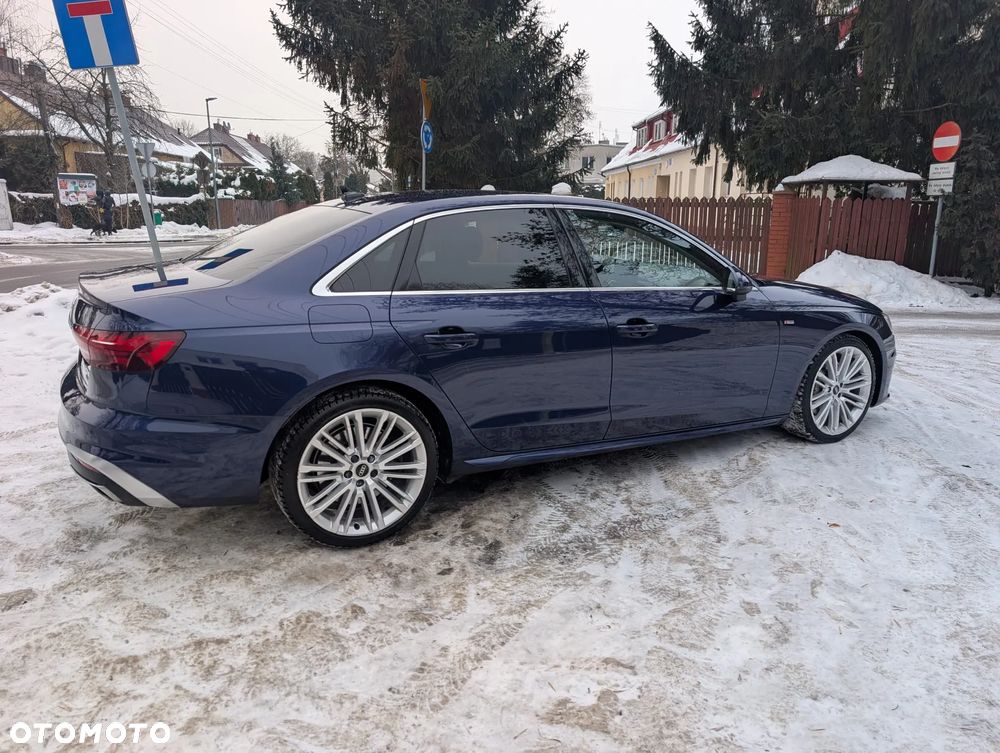 Audi A4 Limousine - 4