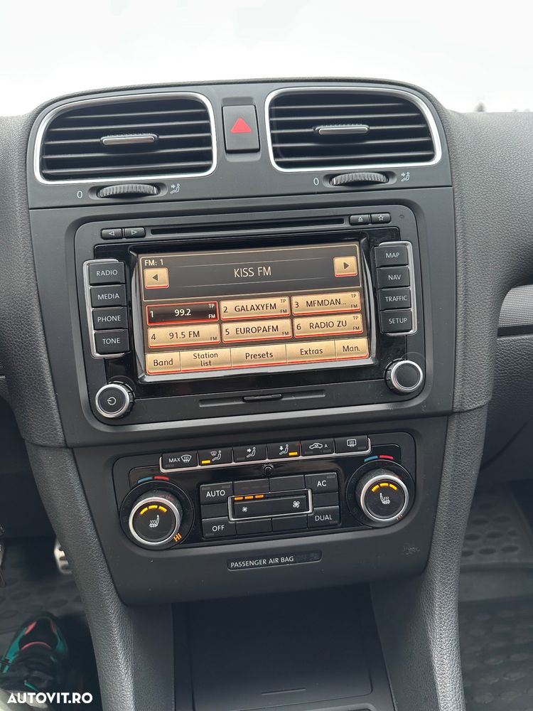 Volkswagen Golf 2.0 TDI DPF Style - 9