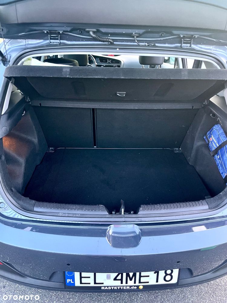 Kia Ceed - 12