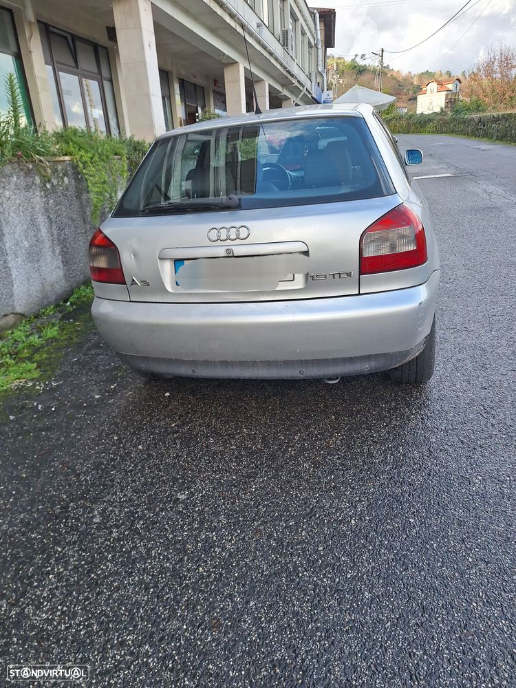 Audi A3 1.9 TDI Attraction - 7