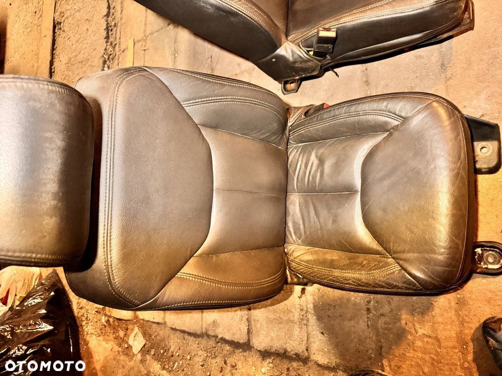 Jeep Wrangler JK fotele skorzane polift 5D - 6